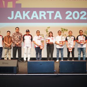 The ceremonial giving of 1,000 trees for Indonesia