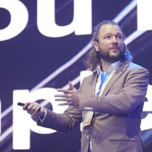 1ca2cb_52eb25b140d54a0da84a5ebbf3d906b9~mv2